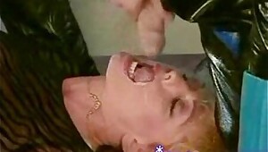 mature fist fuck